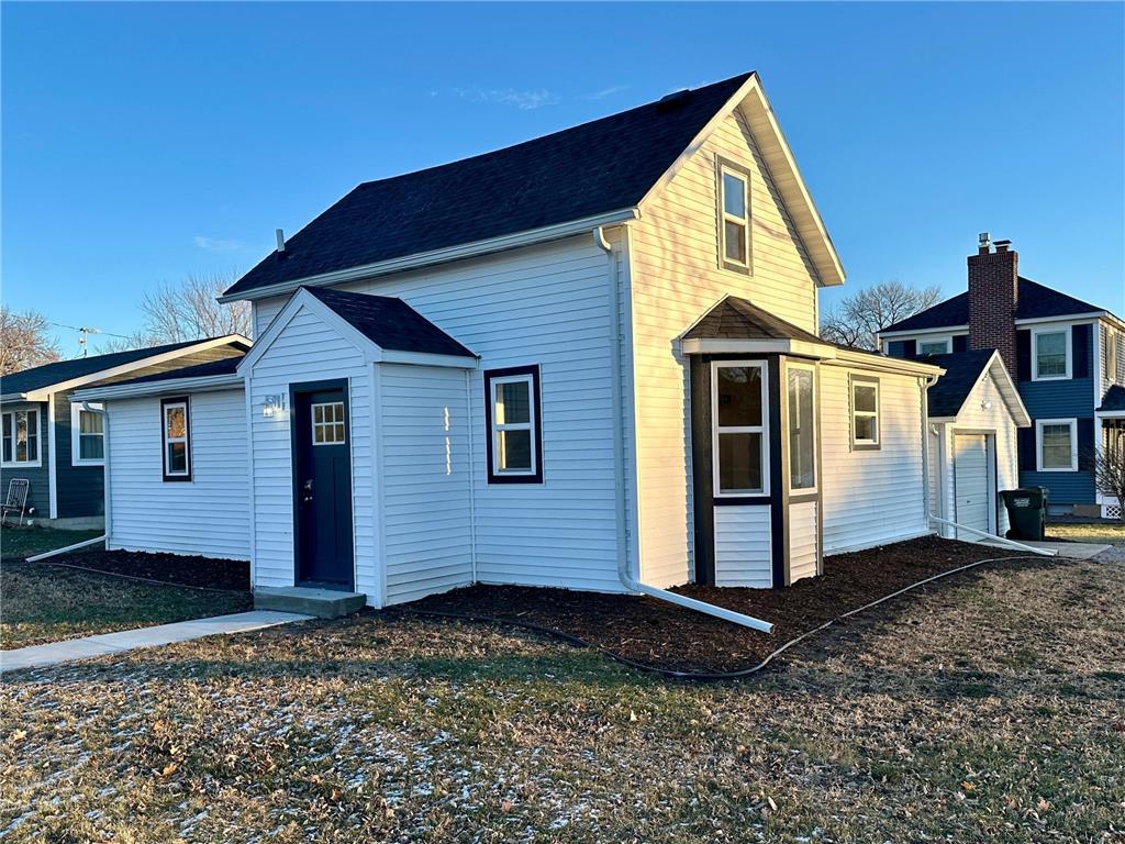 307 E Depue Avenue Olivia MN 56277 6636006 image1