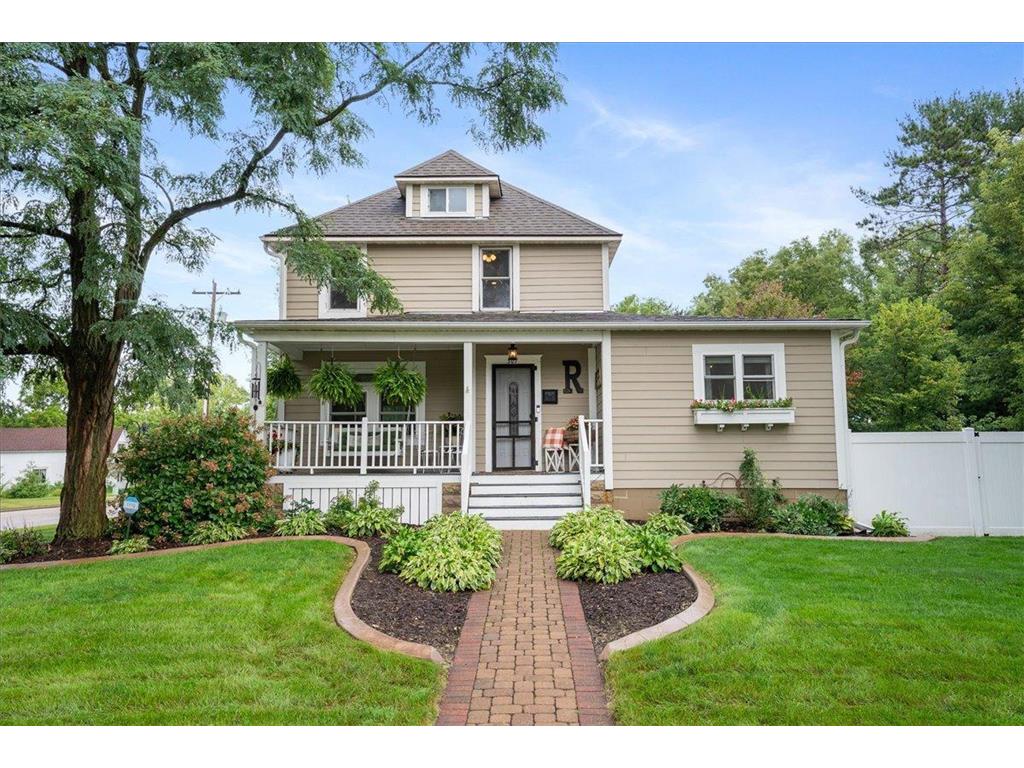 307 E Hughes Street New Richmond WI 54017 6775879 image1