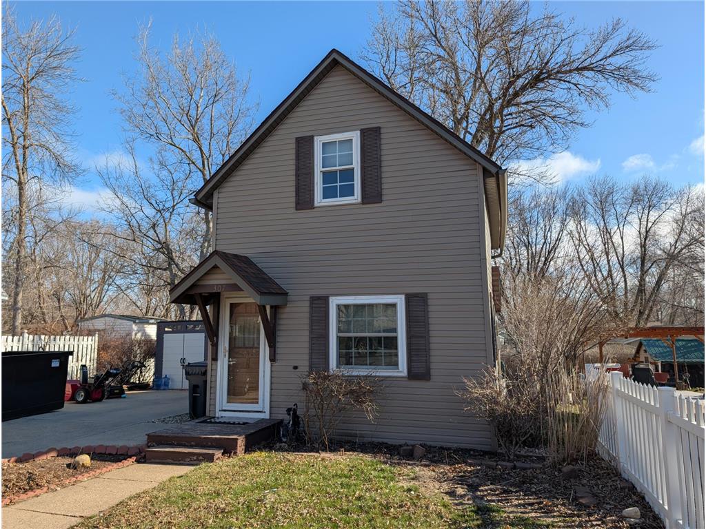 307 E Main Street Marshall MN 56258 7050092 image1