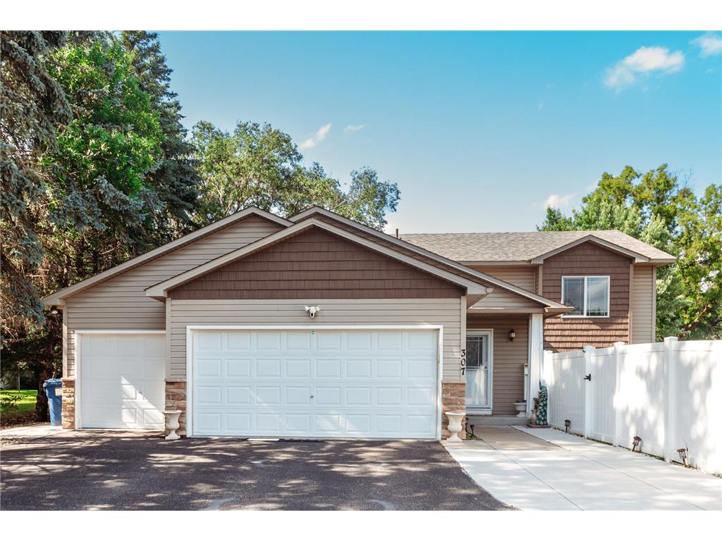 307 Hayden Lake Road W Champlin MN 55316 6742194 image1