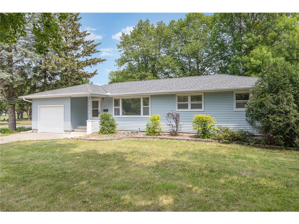 307 Lexington Avenue N New Prague MN 56071 6389953 image1