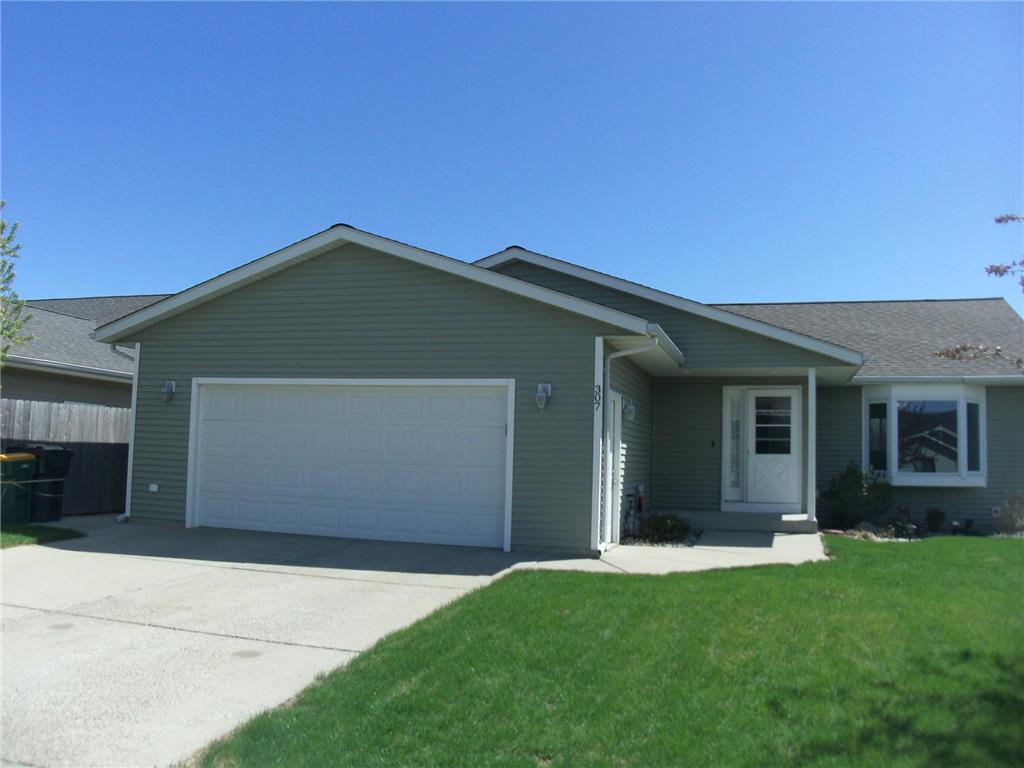 307 London Road Marshall MN 56258 6525536 image1