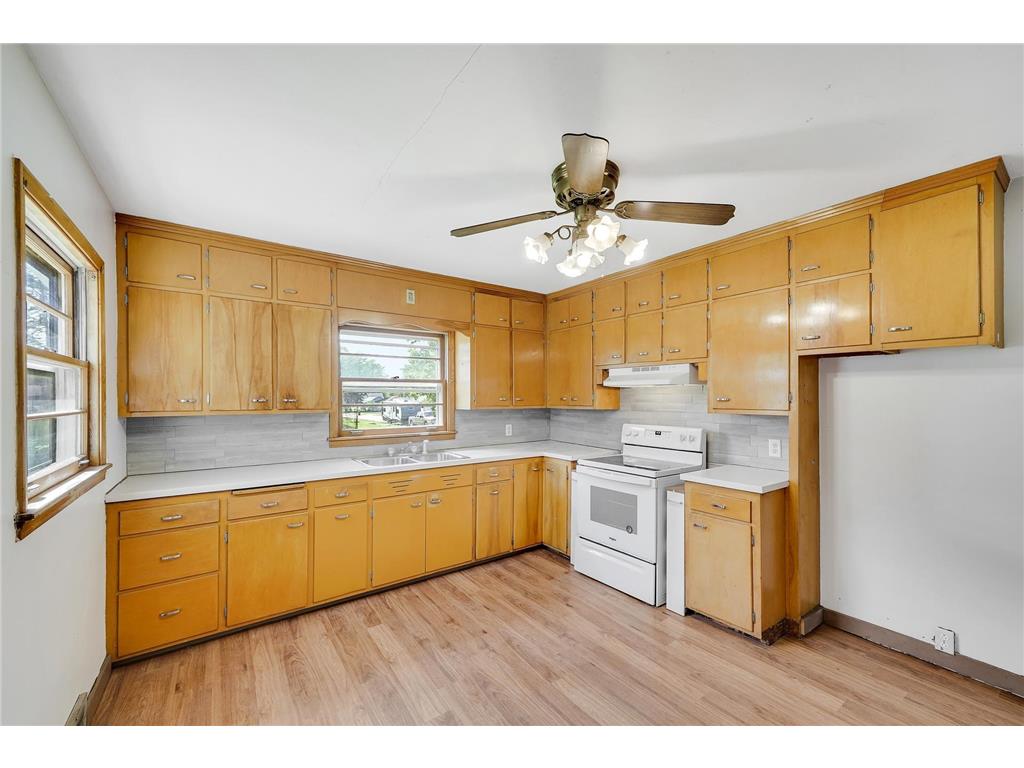 307 Lyndale Avenue N New Prague MN 56071 7108581 image10