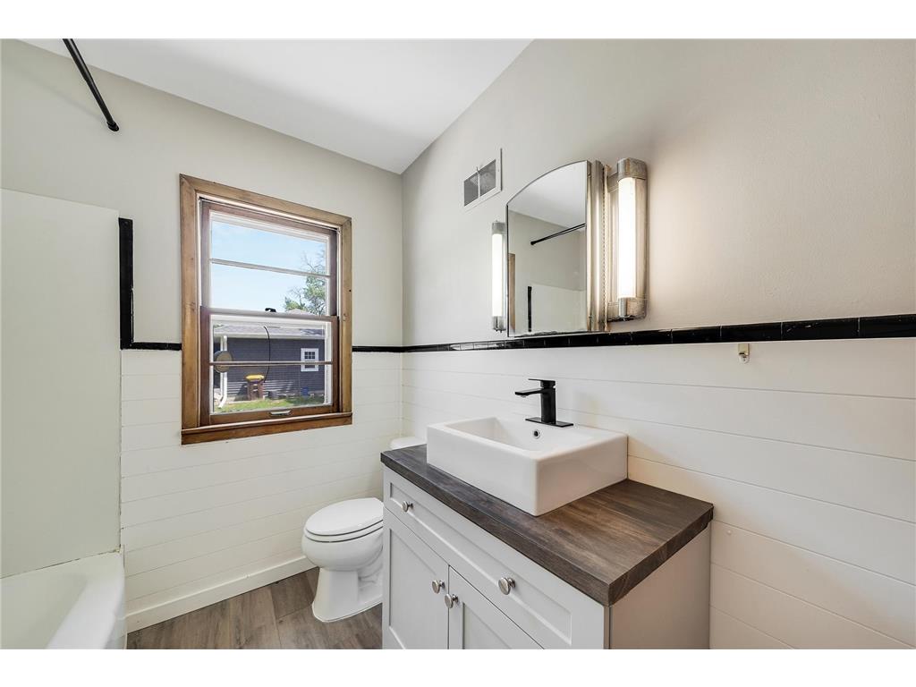 307 Lyndale Avenue N New Prague MN 56071 7108581 image19