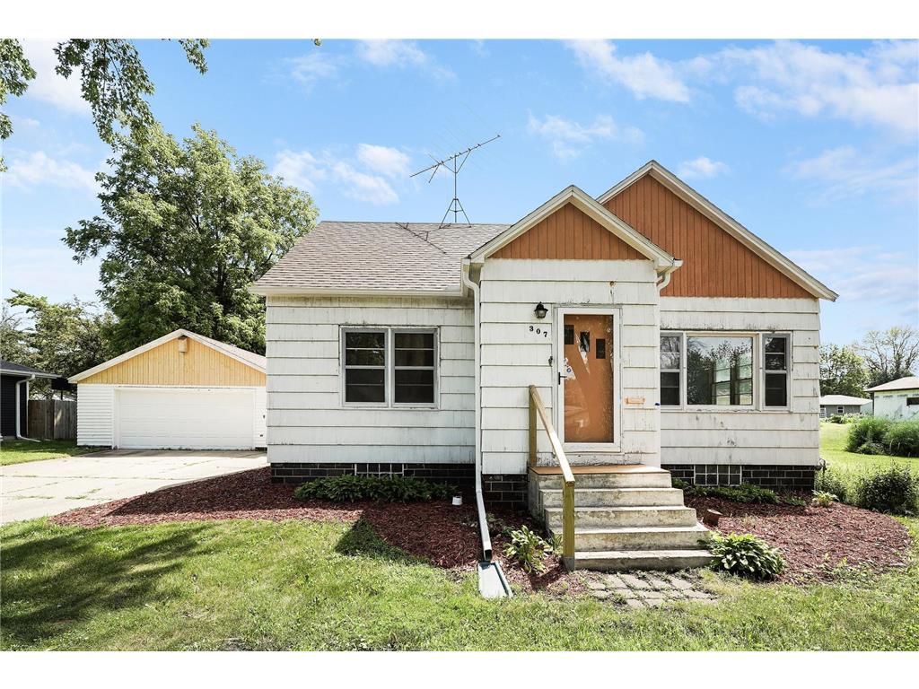 307 Lyndale Avenue N New Prague MN 56071 7108581 image2