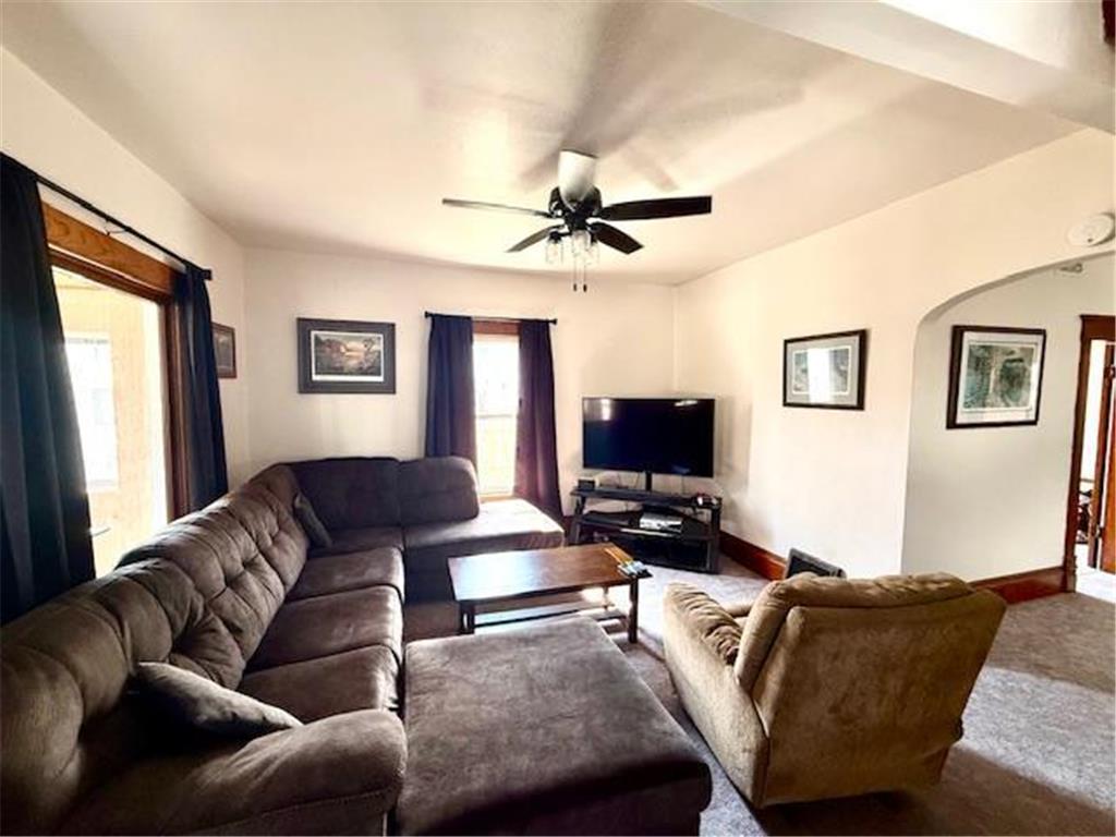 307 Main Street E Caledonia MN 55921 6761128 image32