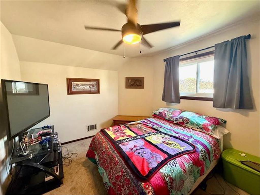 307 Main Street E Caledonia MN 55921 6761128 image38