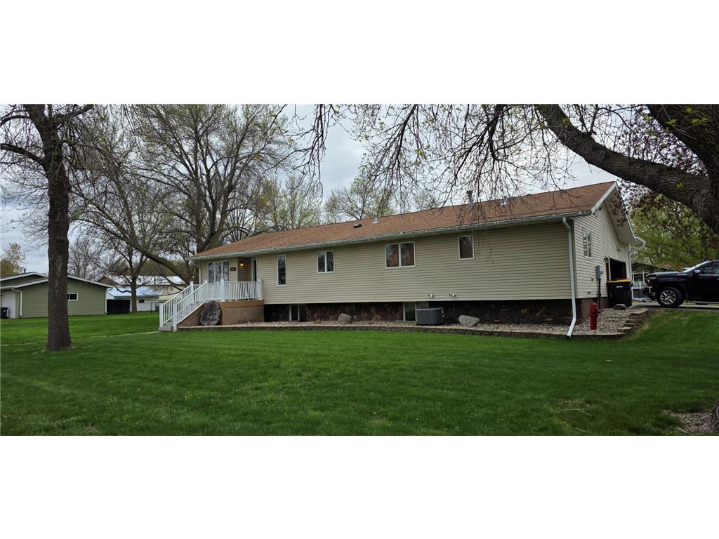 307 Marion Street Milroy MN 56263 7068541 image2