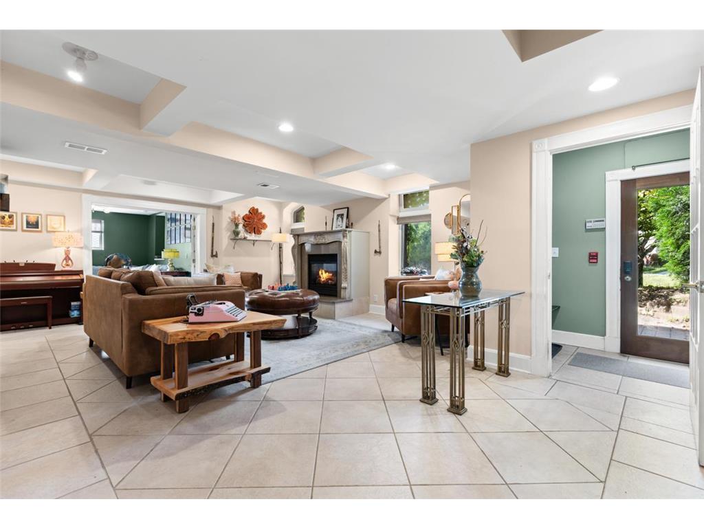 307 Ridgewood Avenue #4 Minneapolis MN 55403 7030503 image5