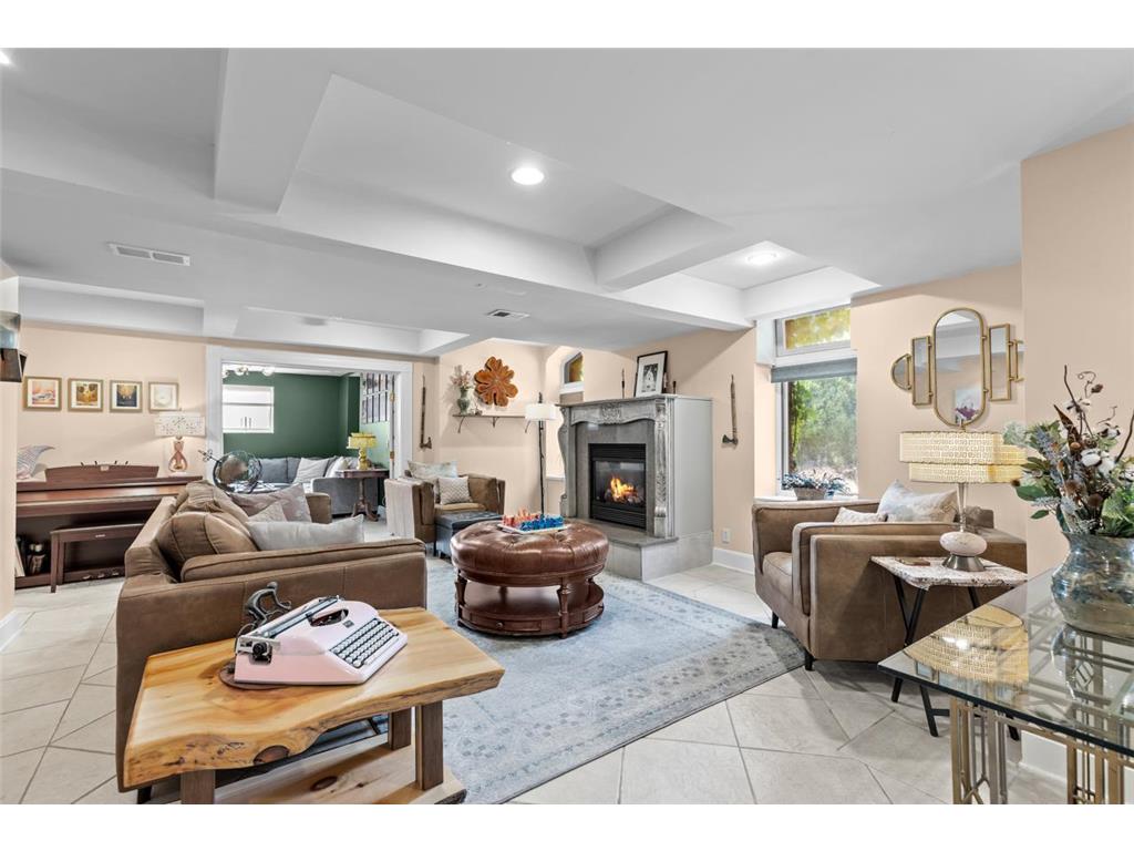 307 Ridgewood Avenue #4 Minneapolis MN 55403 7030503 image6