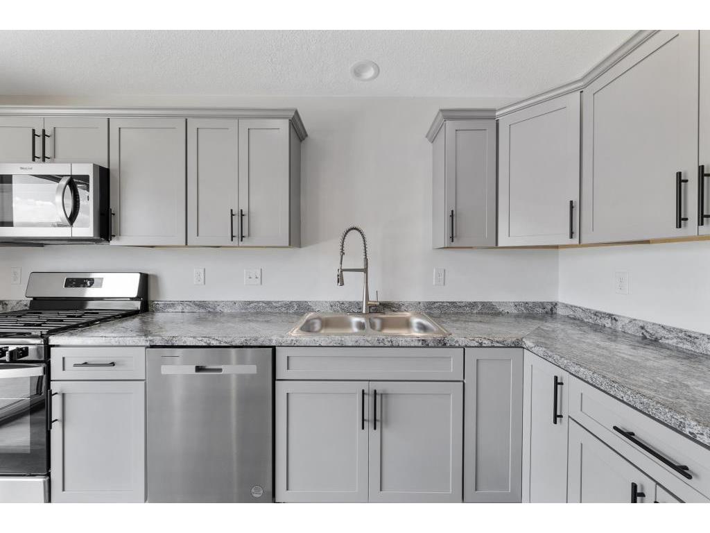 307 Sunset Avenue Mountain Lake MN 56159 6695928 image12