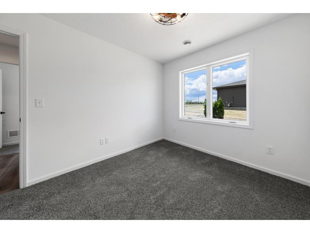 307 Sunset Avenue Mountain Lake MN 56159 6695928 image18