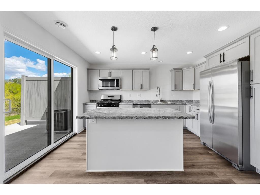 307 Sunset Avenue Mountain Lake MN 56159 6695928 image8