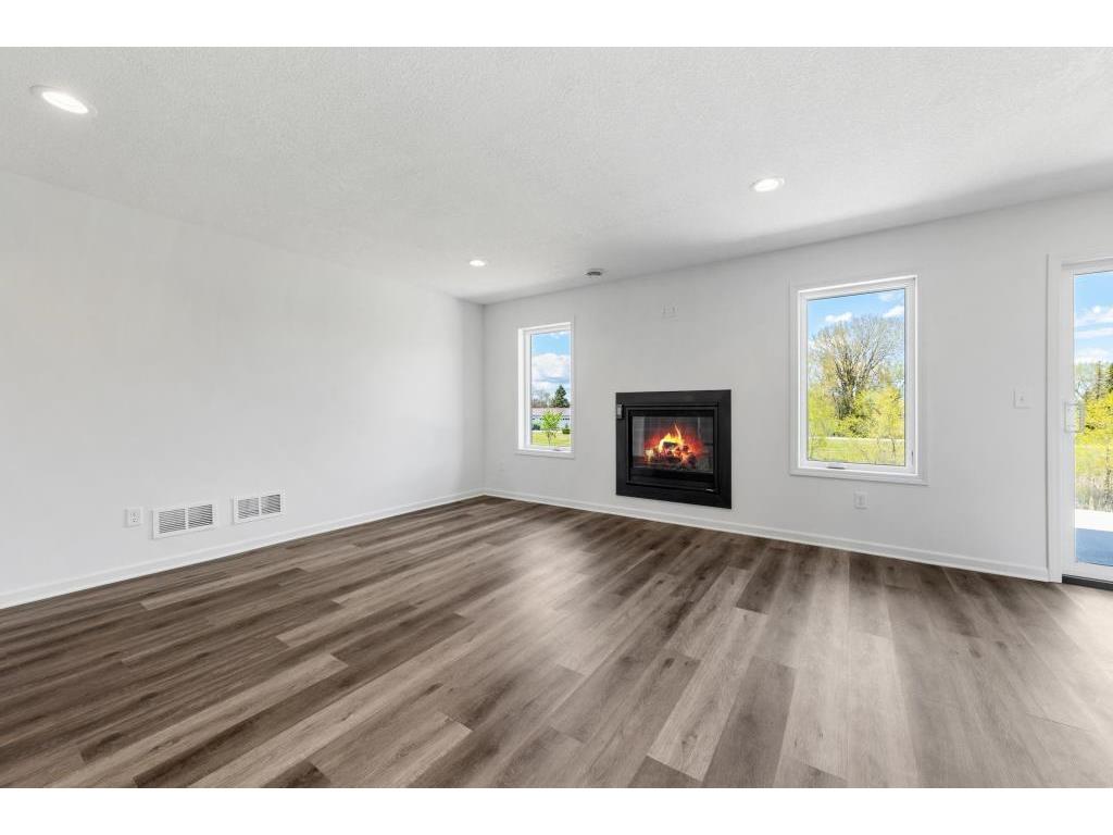 307 Sunset Avenue Mountain Lake MN 56159 7062915 image10