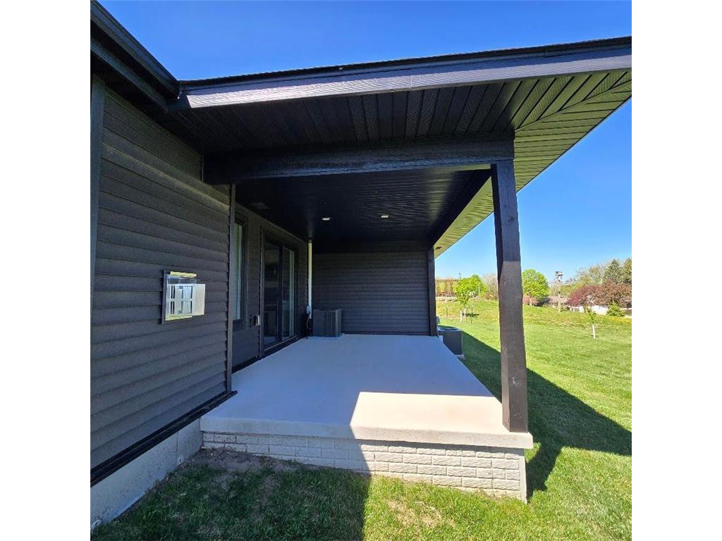 307 Sunset Avenue Mountain Lake MN 56159 7062915 image3