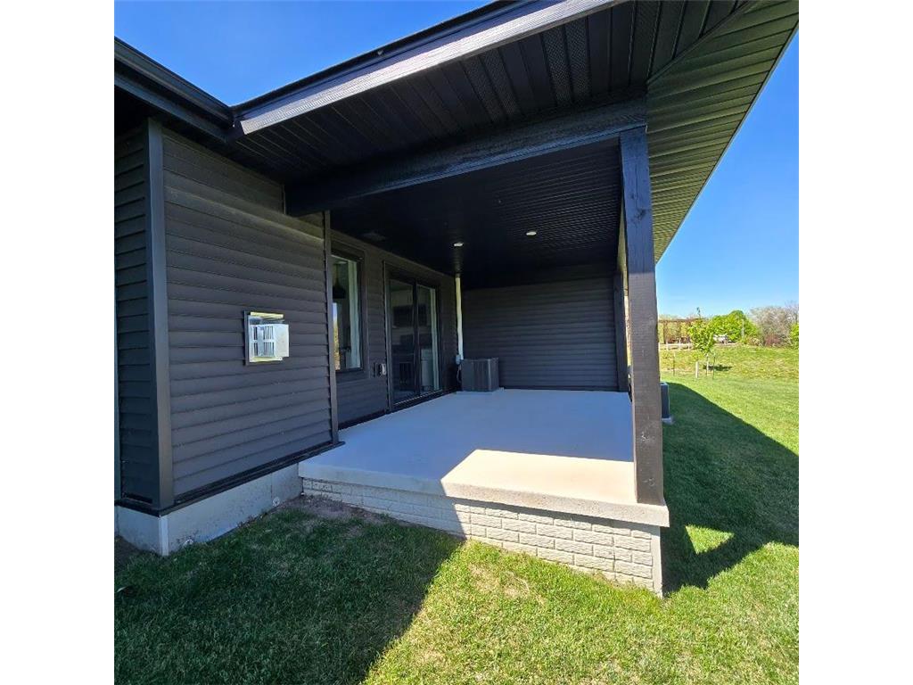 307 Sunset Avenue Mountain Lake MN 56159 7062915 image6