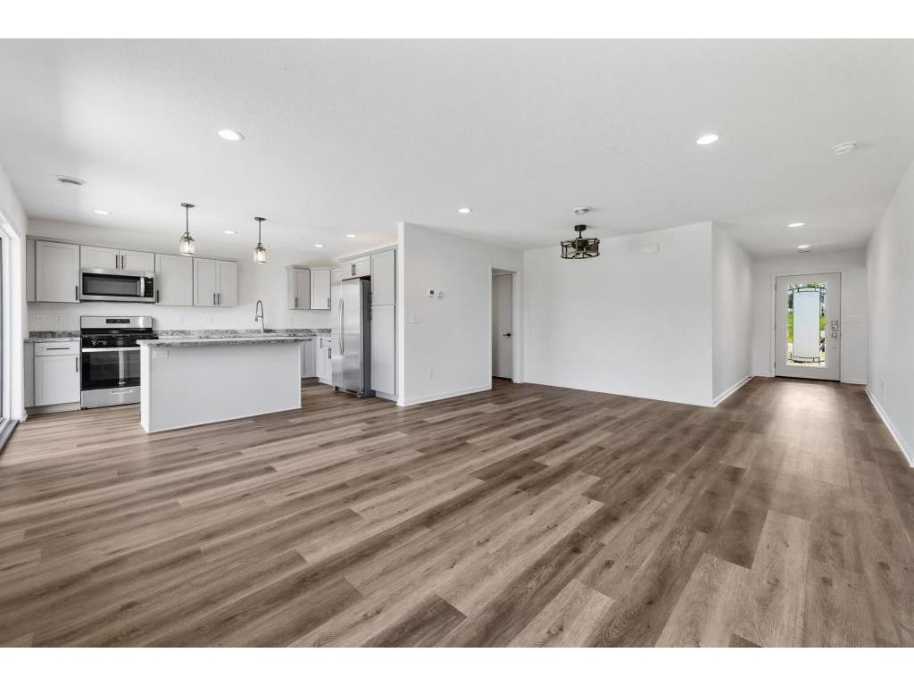307 Sunset Avenue Mountain Lake MN 56159 7062915 image8