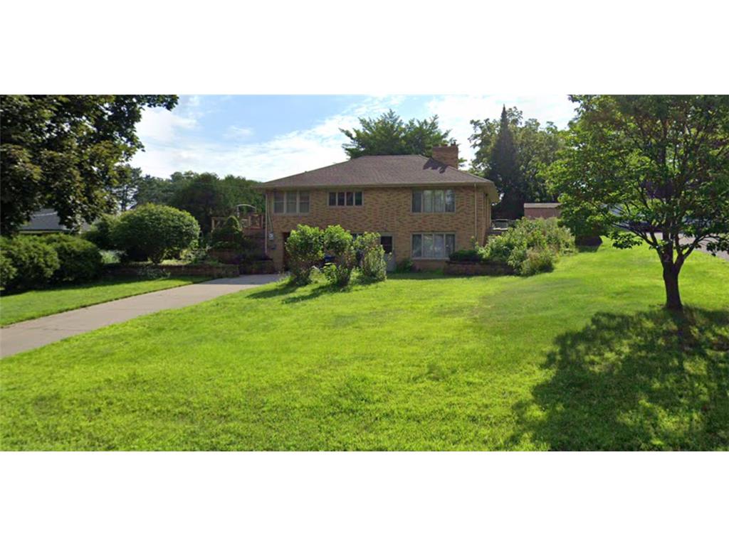 3070 Woodbridge Street Roseville MN 55113 6745652 image1