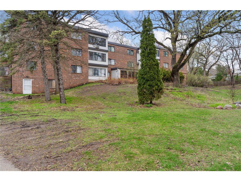 3076 Lexington Avenue N #A6 Roseville MN 55113 6815360 image37