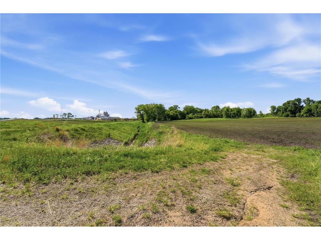 3077 Us-12 Willmar MN 56201 7082539 image21