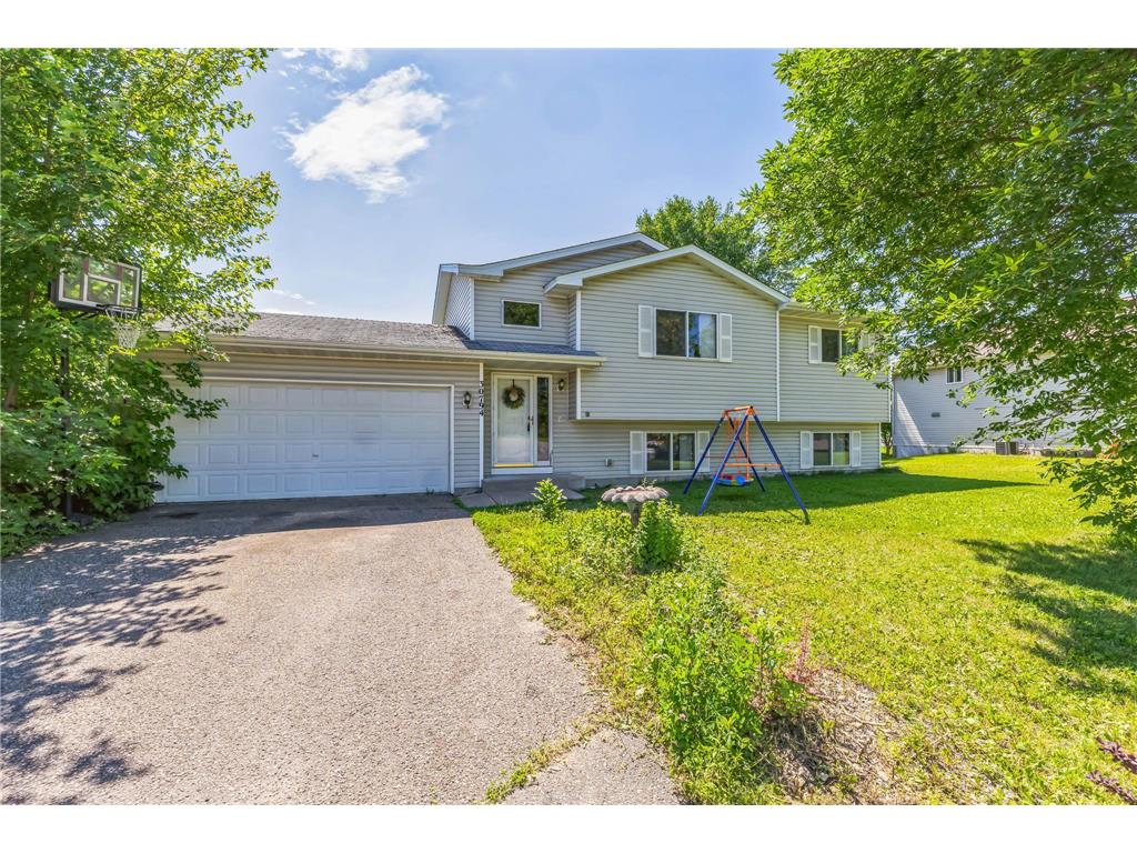 30794 Reflection Avenue, Shafer, MN, 55074 MLS 6560126 Edina Realty