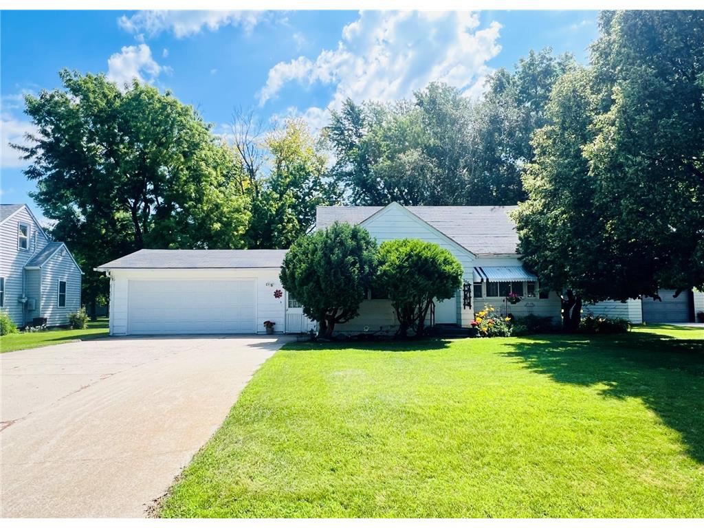 308 1st Street E Chokio MN 56221 6752985 image1