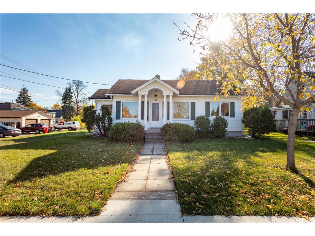 308 5th Avenue E Alexandria MN 56308 6452811 image1