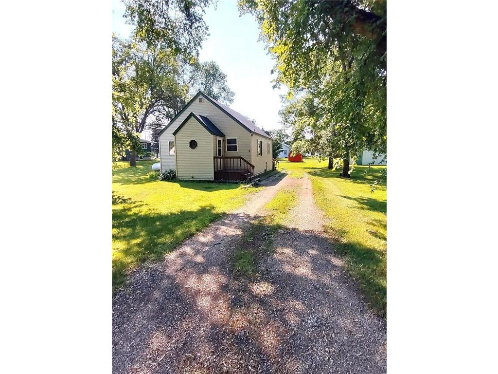 308 6th Street E Herman MN 56248 6565564 image1