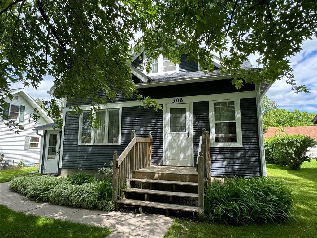 308 7th Avenue NE Roseau MN 56751 6559684 image1