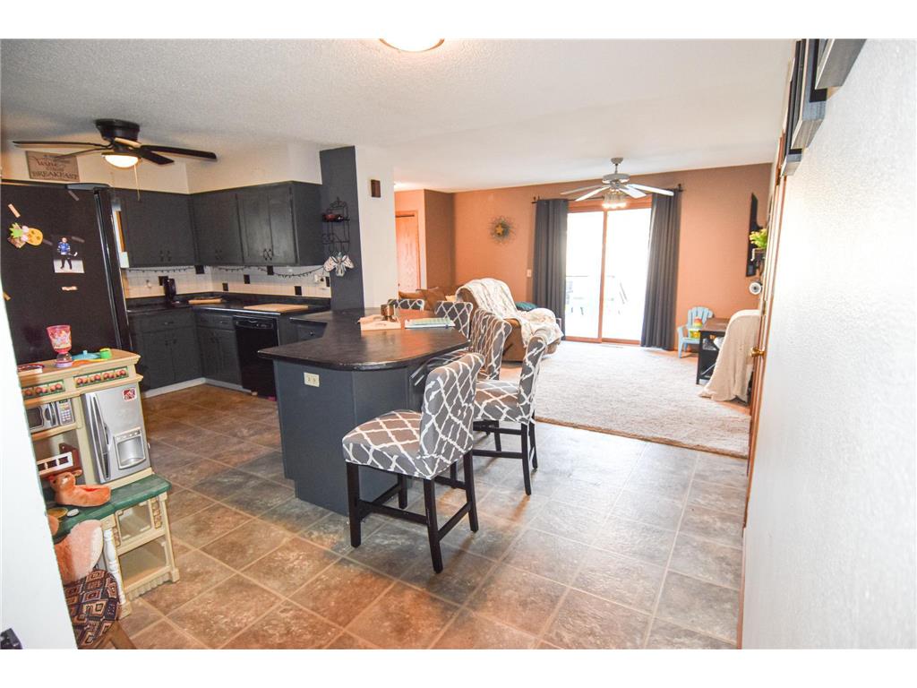 308 Cleveland Avenue W, Karlstad, MN, 56732 MLS 6380276 Edina Realty