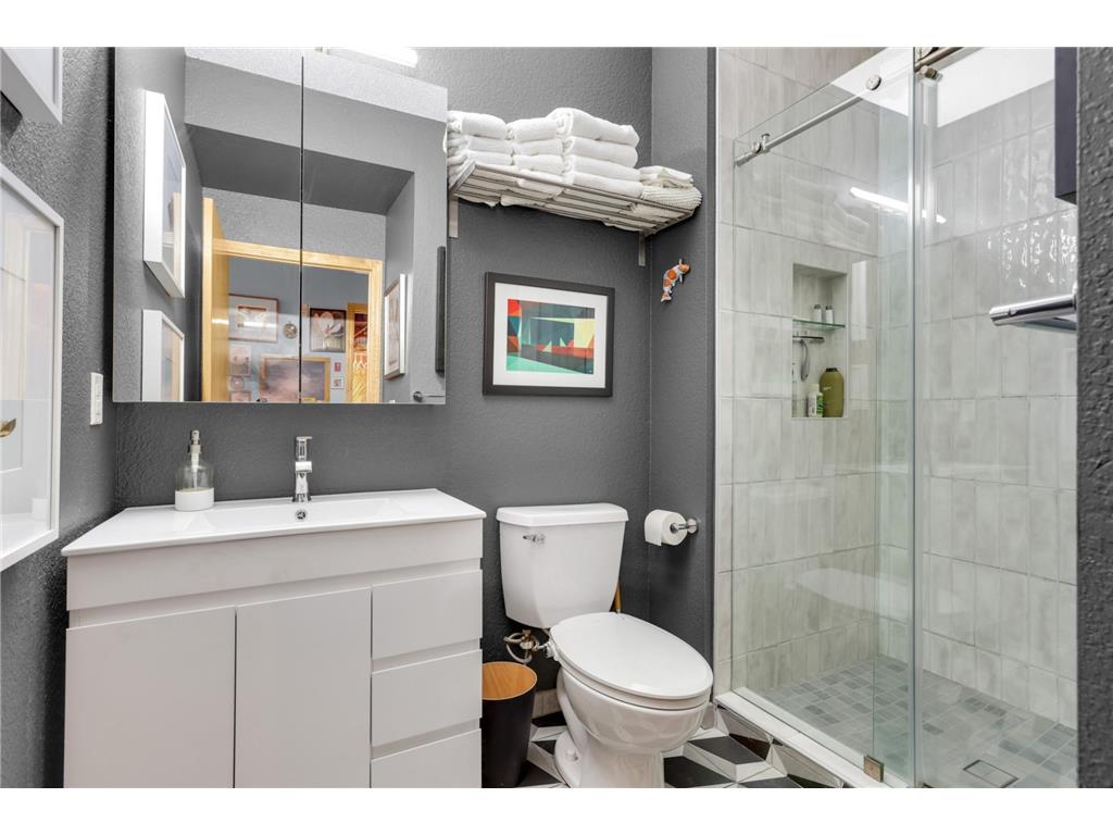 308 E 18th Street #303 Minneapolis MN 55404 7037296 image17