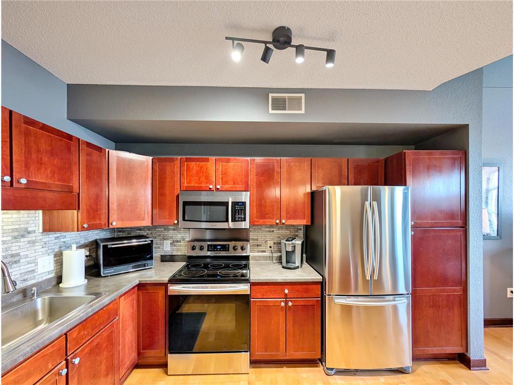 308 E 18th Street #305 Minneapolis MN 55404 6766396 image12