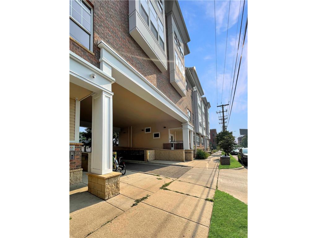 308 E 18th Street #305 Minneapolis MN 55404 6766396 image38