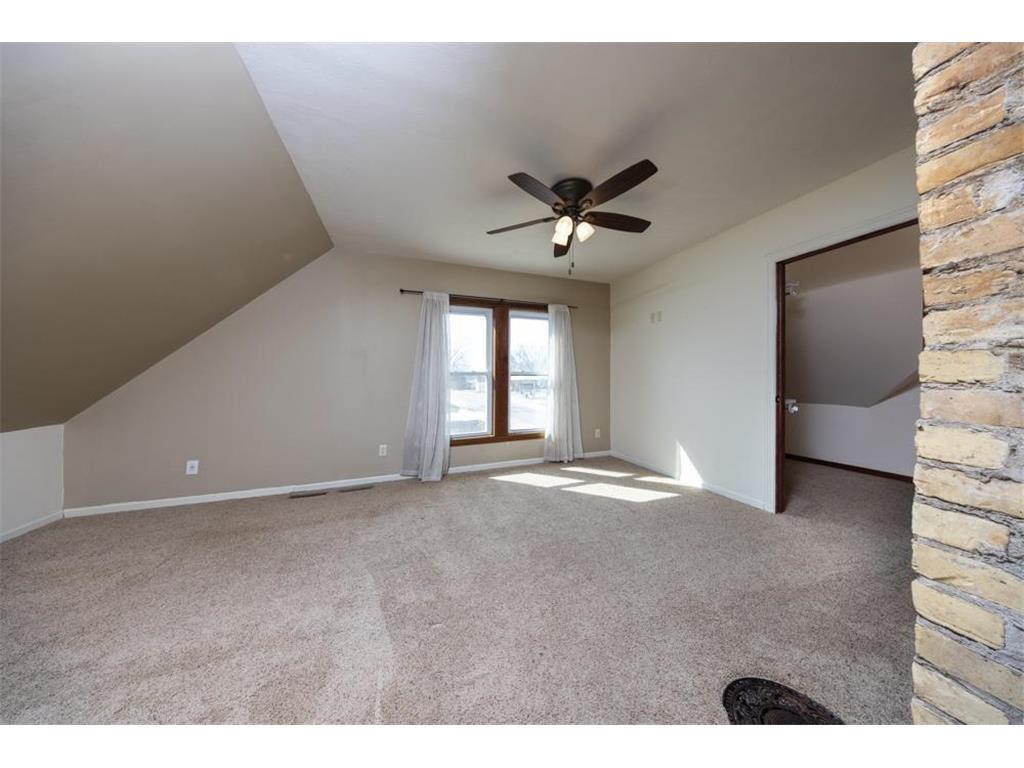 308 Fir Avenue NW Montgomery MN 56069 7046624 image20