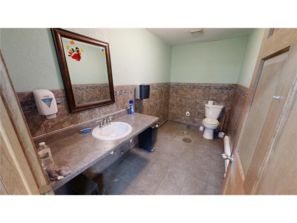 308 Industrial Drive Redwood Falls MN 56283 6679443 image7