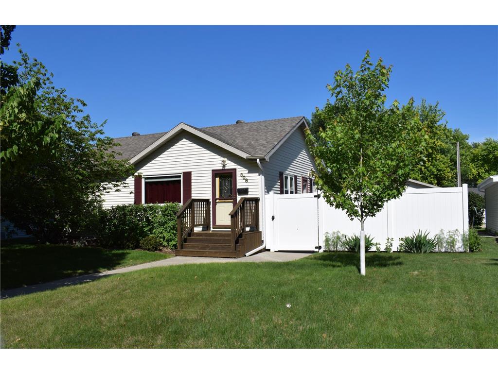 308 Kneale Avenue S Thief River Falls MN 56701 6396909 image1