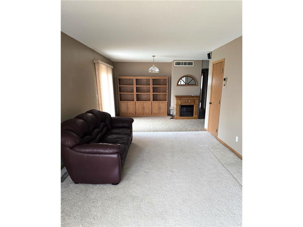 308 N Renville Street Winthrop MN 55396 7060330 image2