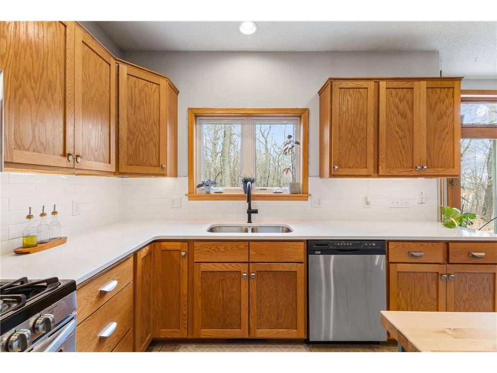 308 S Glover Road Troy Twp WI 54022 7055467 image18