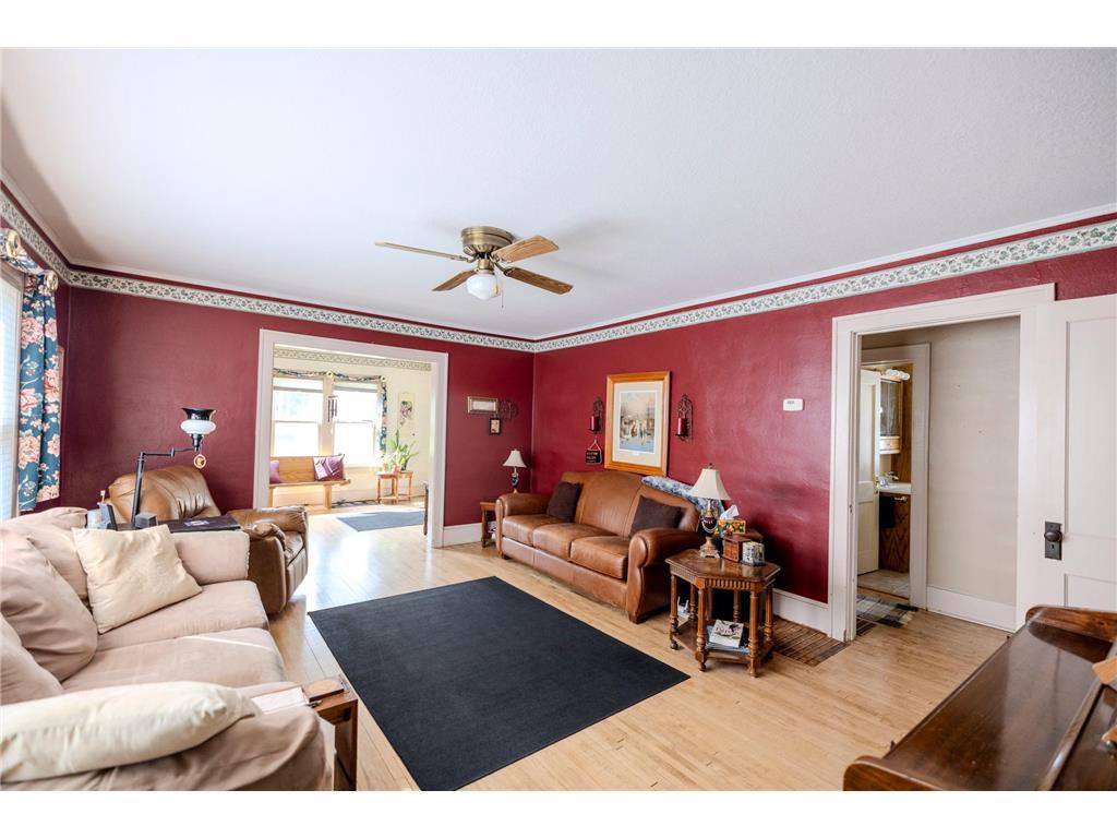 308 W 9th Street Morris MN 56267 7093994 image22
