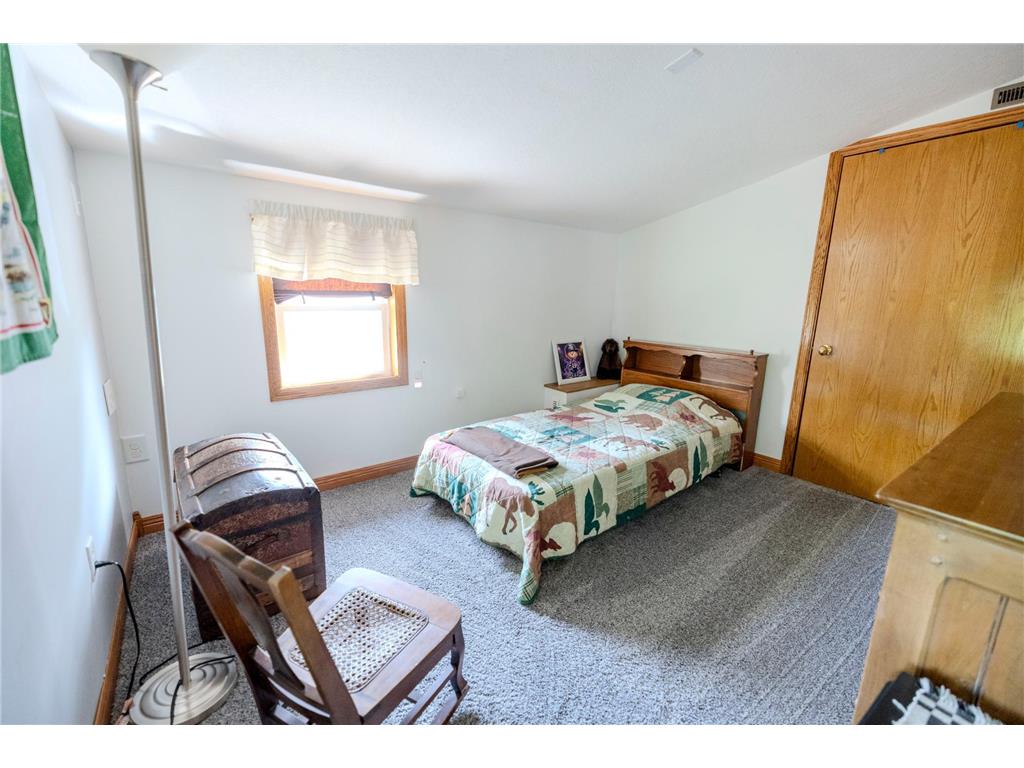 308 W 9th Street Morris MN 56267 7093994 image37