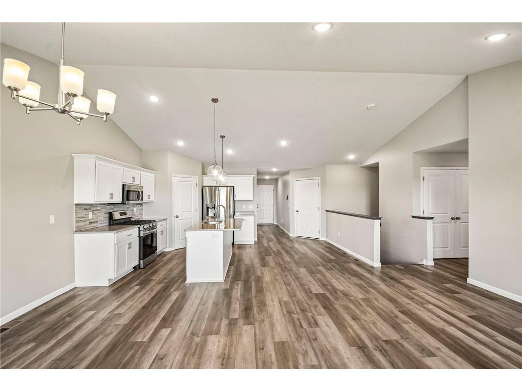 308 Walnut Lane Somerset WI 54025 7068257 image4