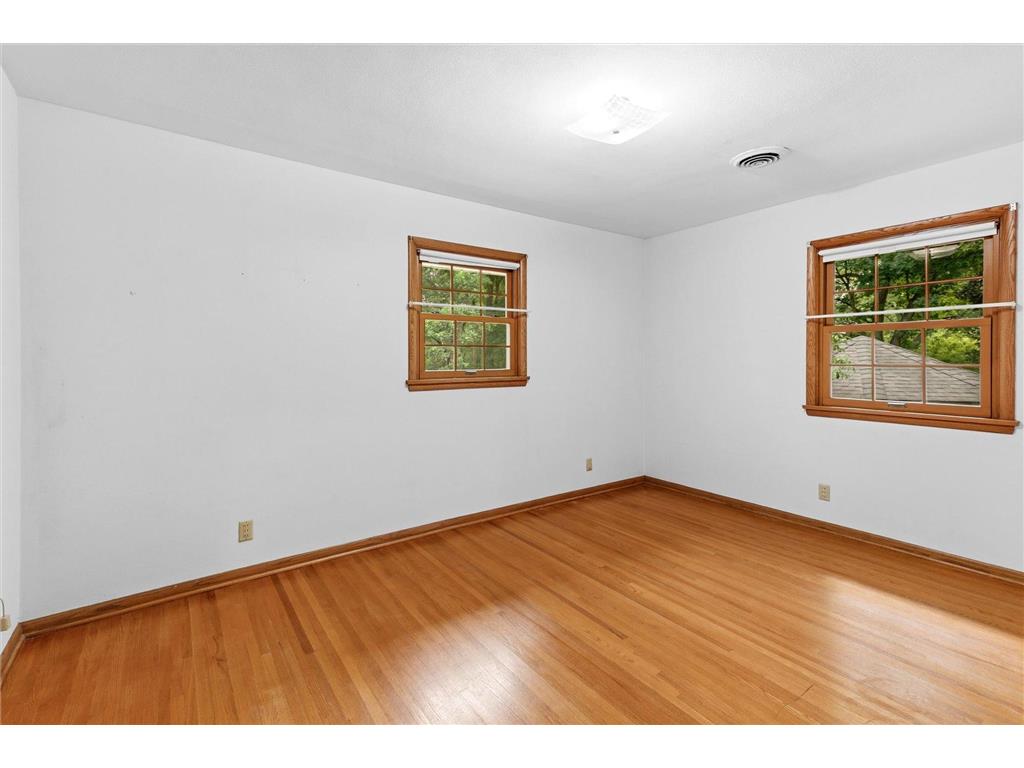 3081 Chatsworth Street N Roseville MN 55113 7027086 image17