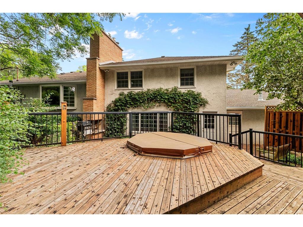 3081 Chatsworth Street N Roseville MN 55113 7027086 image31