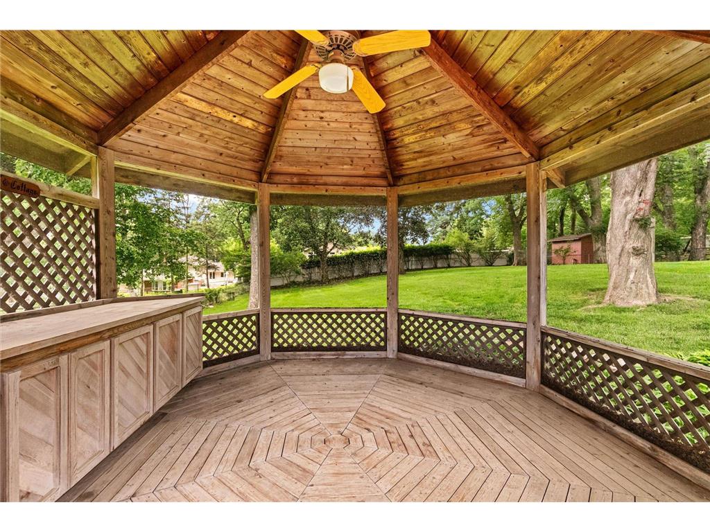3081 Chatsworth Street N Roseville MN 55113 7027086 image34