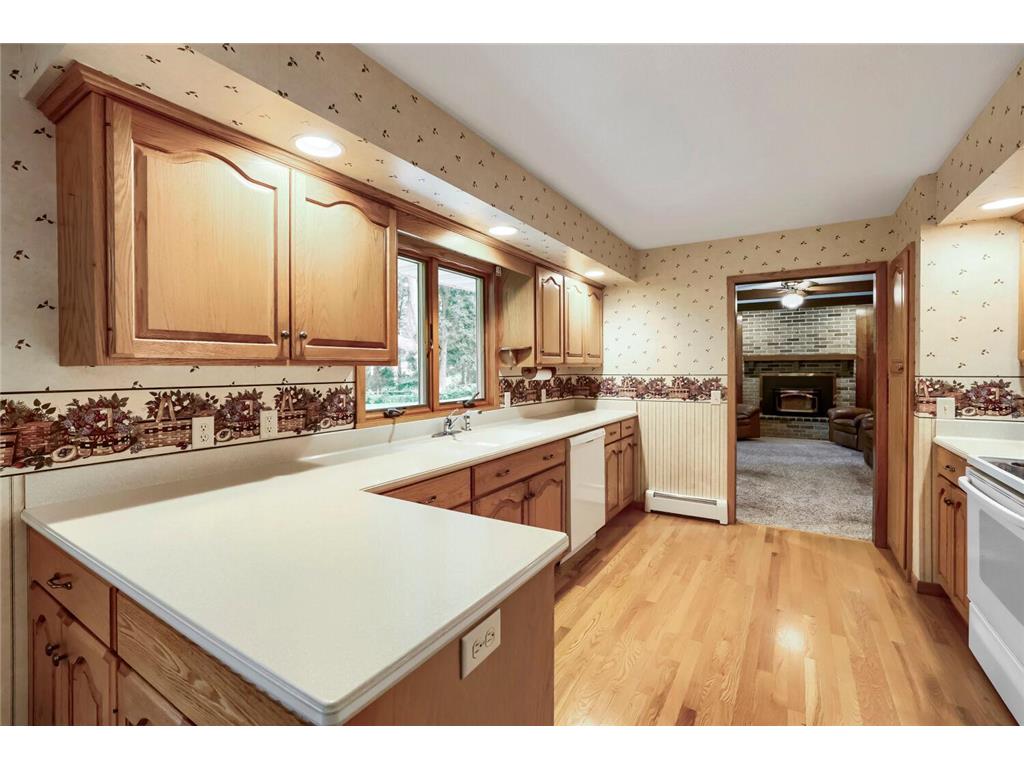 3081 Laverne Court N Lake Elmo MN 55042 7101358 image4