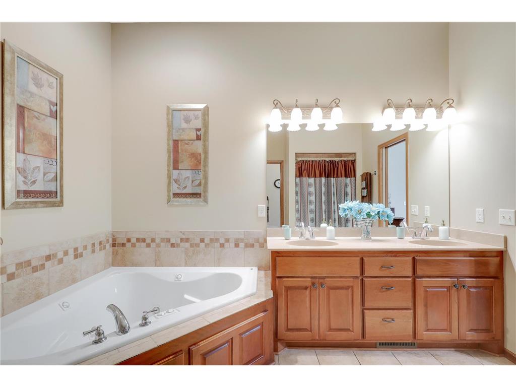 3082 208th Avenue NW Oak Grove MN 55011 7059537 image38