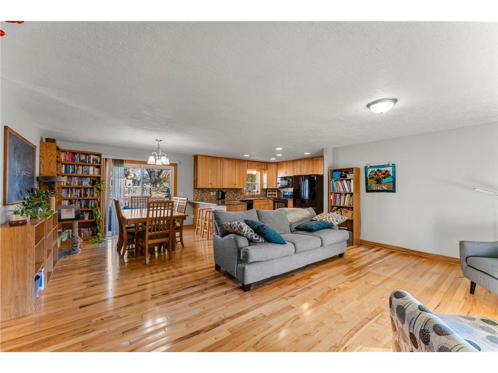 30825 Belair Drive Lindstrom MN 55045 6800618 image1