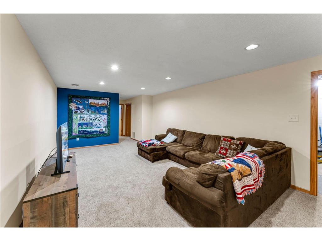 30825 Belair Drive Lindstrom MN 55045 6800618 image21