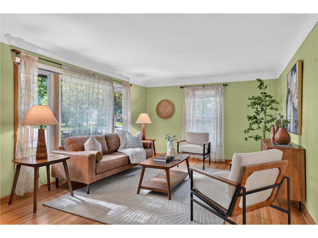 3083 Wilder Street N Roseville MN 55113 7104191 image1