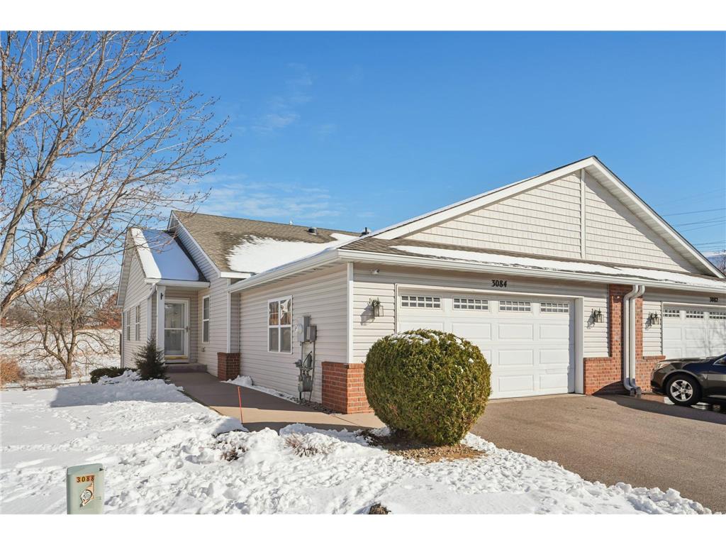 3084 Chisholm Court N Maplewood MN 55109 7012966 image1